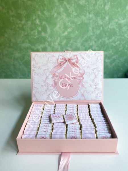 Mukavva Kurdeleli Dekoratif Çikolata Kutusu